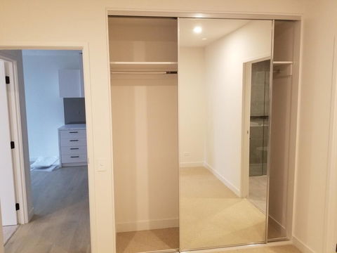 M City Self Contained Apartment - Holiday Find 3