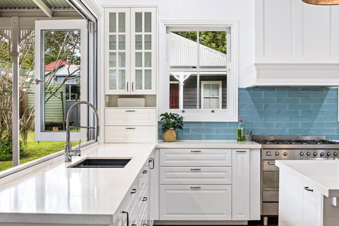 Magnolia On Mary - Holiday Find 3