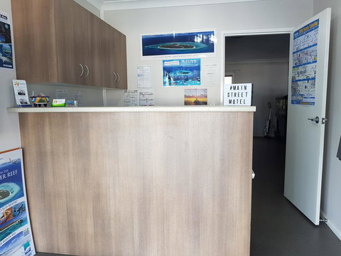 Main Street Motel - Holiday Find 3