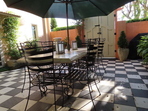 Maison De May Boutique Bed & Breakfast - Holiday Find 1