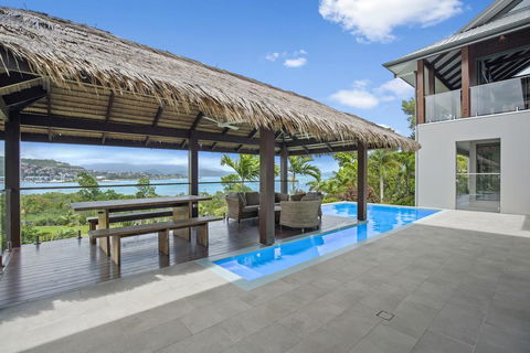 Mandalay Luxury Retreat - Holiday Find 0