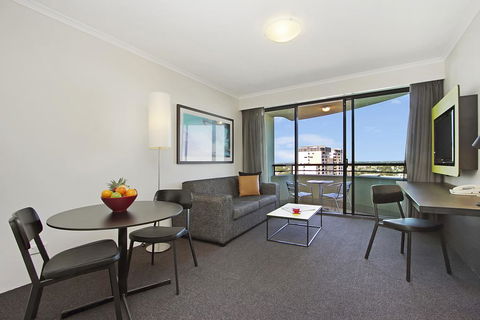 Mantra Parramatta - Holiday Find 0