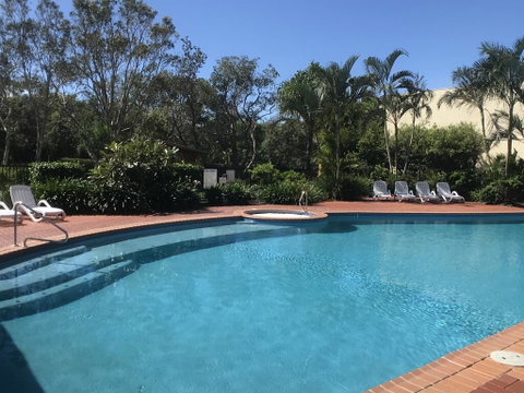 Marcoola Beachfront 3BR -Pool-100m To The Beach. - Holiday Find 1