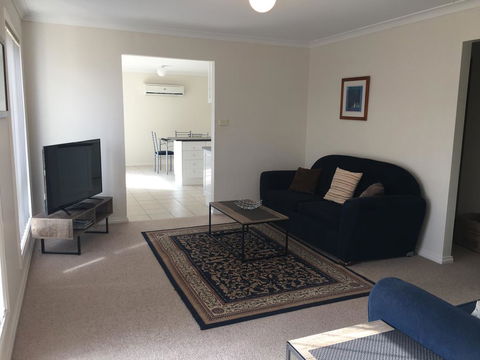 Melton Apartments - Holiday Find 1