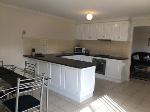 Melton Apartments - Holiday Find 2