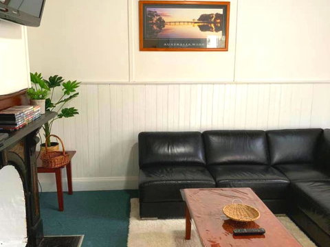 Meraki House Wangaratta CBD Location - Holiday Find 3