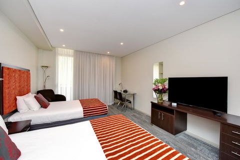 Mercure Centro Port Macquarie - Holiday Find 1