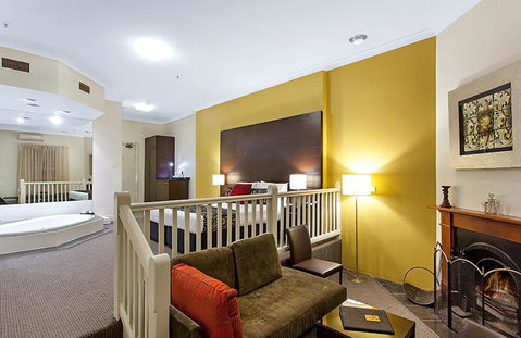 Mercure Maitland Monte Pio - Holiday Find 3