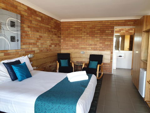 Merino Motor Inn - Holiday Find 1