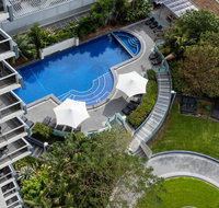 Meriton Suites Broadbeach - Holiday Find
