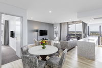 Meriton Suites Church Street Parramatta