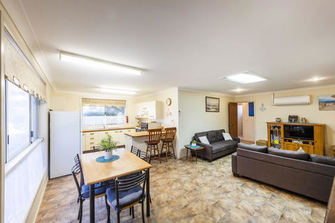 Mermaid Lodge - Holiday Find 1