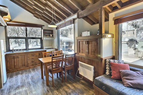 Merrigang Chalet, Dinner Plain - Holiday Find 3