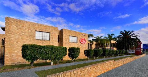 Metro Inn Ryde - Holiday Find 2