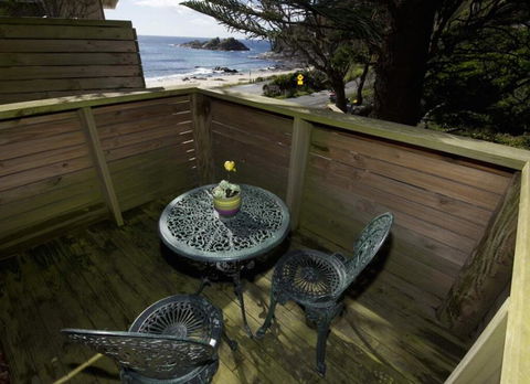 Mick's Beach Cottage - Seal Rocks Beachfront - Holiday Find 1