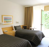 Mid City Motor Inn Queanbeyan - Holiday Find