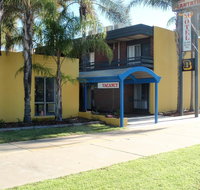 Mid City Plantation Motel - Holiday Find