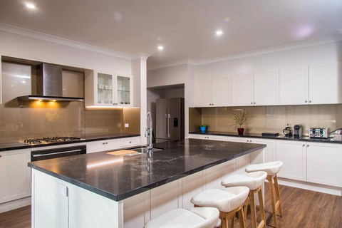 Mirambeena - Holiday Find 3