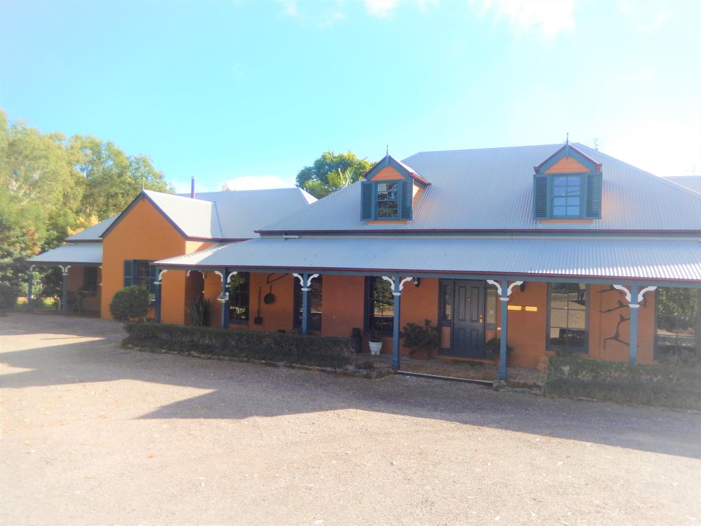Dulong QLD Holiday Find