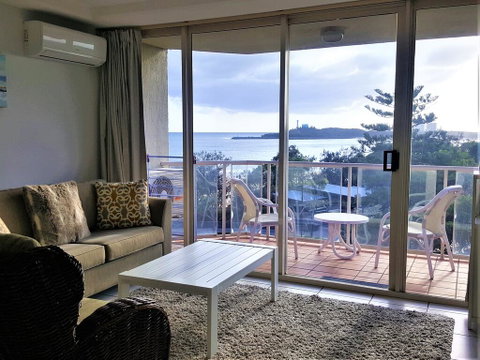 Mooloolaba Beachfront Apartment - Holiday Find 2