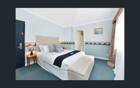 Mount Victoria Manor - Holiday Find 2