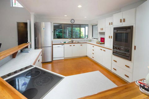 Mt Glorious Getaways - Holiday Find 3