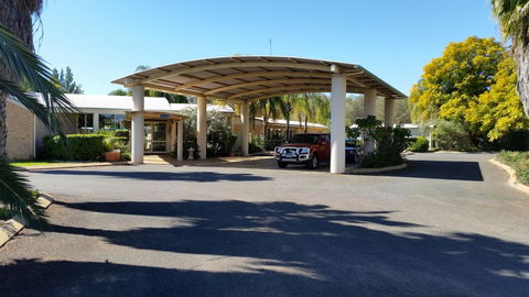 Mulga Country Motor Inn - Holiday Find 0