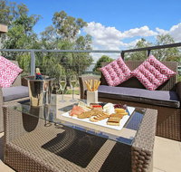 Mulwala Lakeside Townhouse 2 - Holiday Find