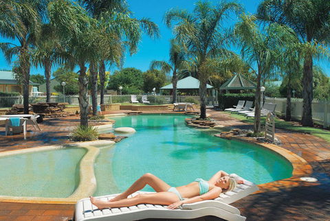 Murray Downs Resort - Holiday Find 0