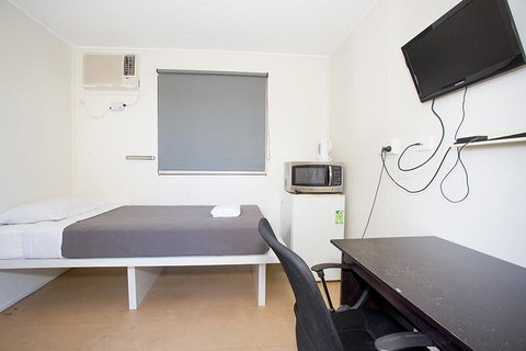 Mycow Accommodation Mackay - Holiday Find 3