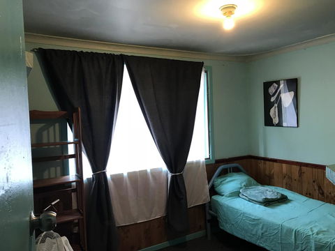 Neat And Nice Room - Holiday Find 1