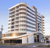 NEO Apartments Mermaid Beach - Holiday Find