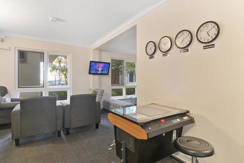 The Peninsula Riverside Serviced Apartments - Holiday Find 40