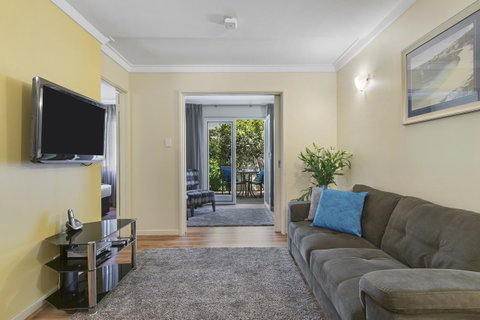 The Peninsula Riverside Serviced Apartments - Holiday Find 30