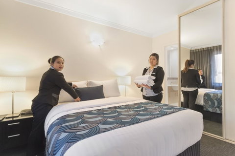 The Peninsula Riverside Serviced Apartments - Holiday Find 35