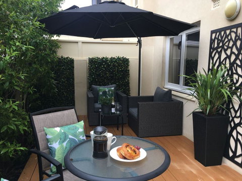 The Peninsula Riverside Serviced Apartments - Holiday Find 15