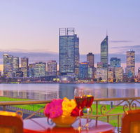 The Peninsula Riverside Serviced Apartments - Holiday Find