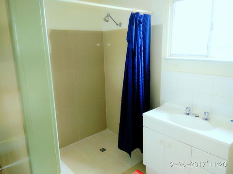 Forrest St Apartments - Holiday Find 18