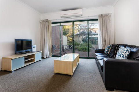 Perth Ascot Central Apartment Hotel Official - Holiday Find 24
