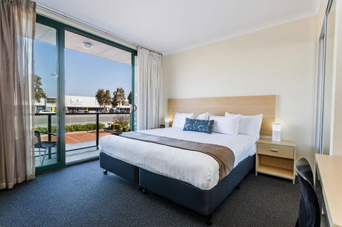Perth Ascot Central Apartment Hotel Official - Holiday Find 9
