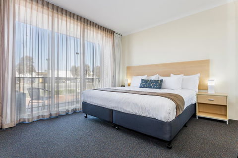 Perth Ascot Central Apartment Hotel Official - Holiday Find 13