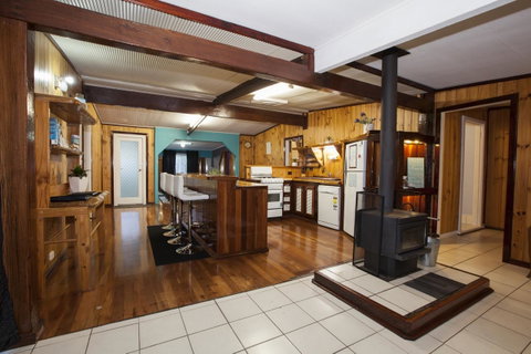 Rustic Retreat Esperance - Holiday Find 0