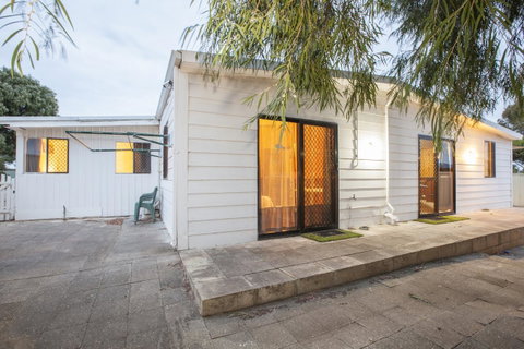 Rustic Retreat Esperance - Holiday Find 32