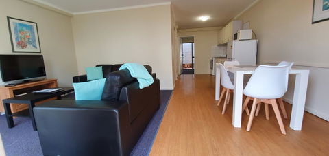 West Beach Lagoon 202 - Quiet & Ground Floor! - Holiday Find 9