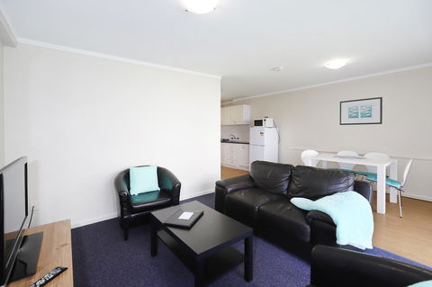 West Beach Lagoon 202 - Quiet & Ground Floor! - Holiday Find 11