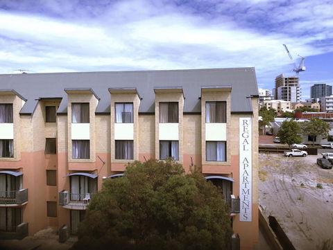 Regal Apartments - Holiday Find 2