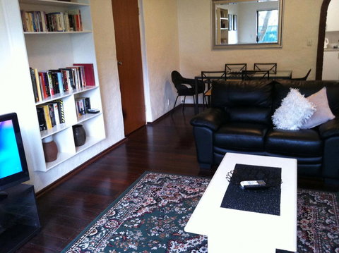 Kenata-Fairway Apartment Hotel - Holiday Find 30