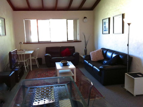 Kenata-Fairway Apartment Hotel - Holiday Find 29