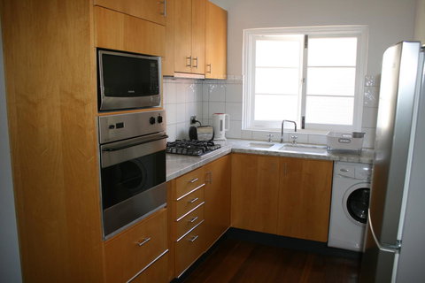 Kenata-Fairway Apartment Hotel - Holiday Find 4