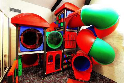 Nightcap At Wintersun Hotel - Holiday Find 29